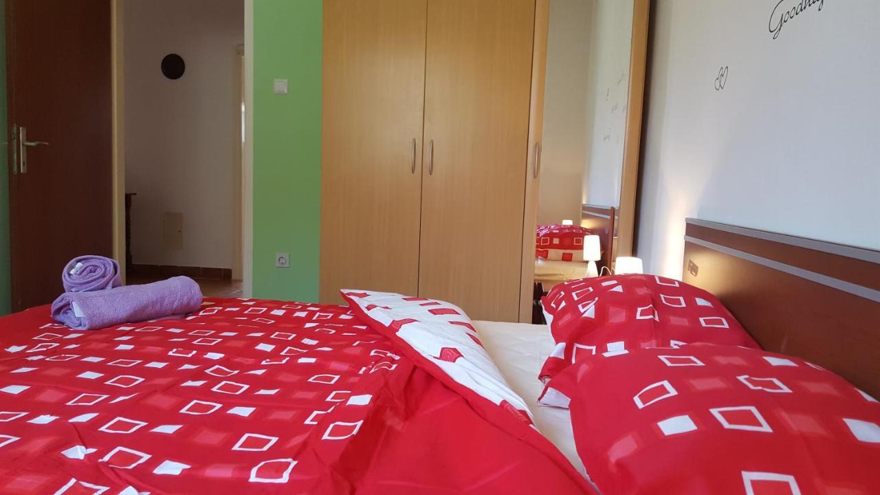Apartman Ema 4+2 Koromačno 외부 사진
