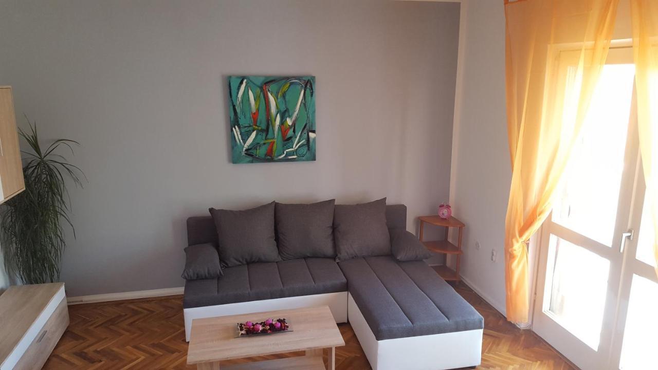 Apartman Ema 4+2 Koromačno 외부 사진