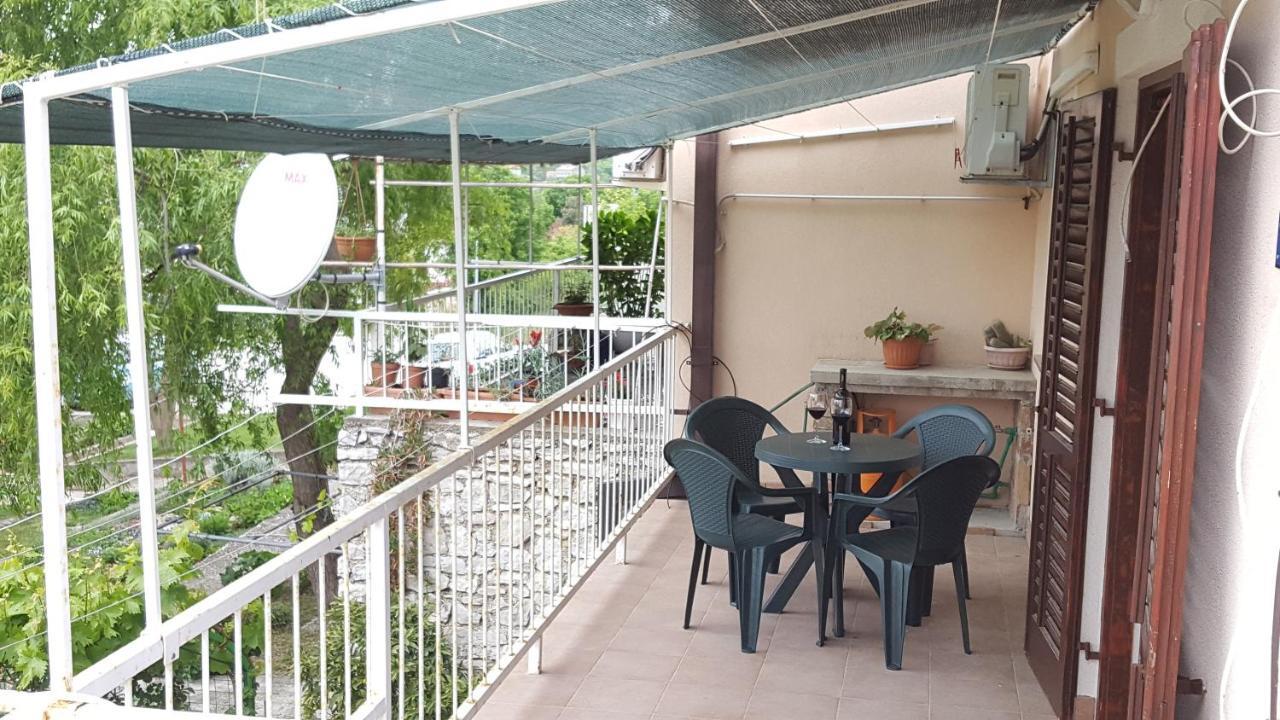 Apartman Ema 4+2 Koromačno 외부 사진
