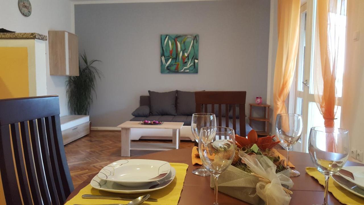 Apartman Ema 4+2 Koromačno 외부 사진